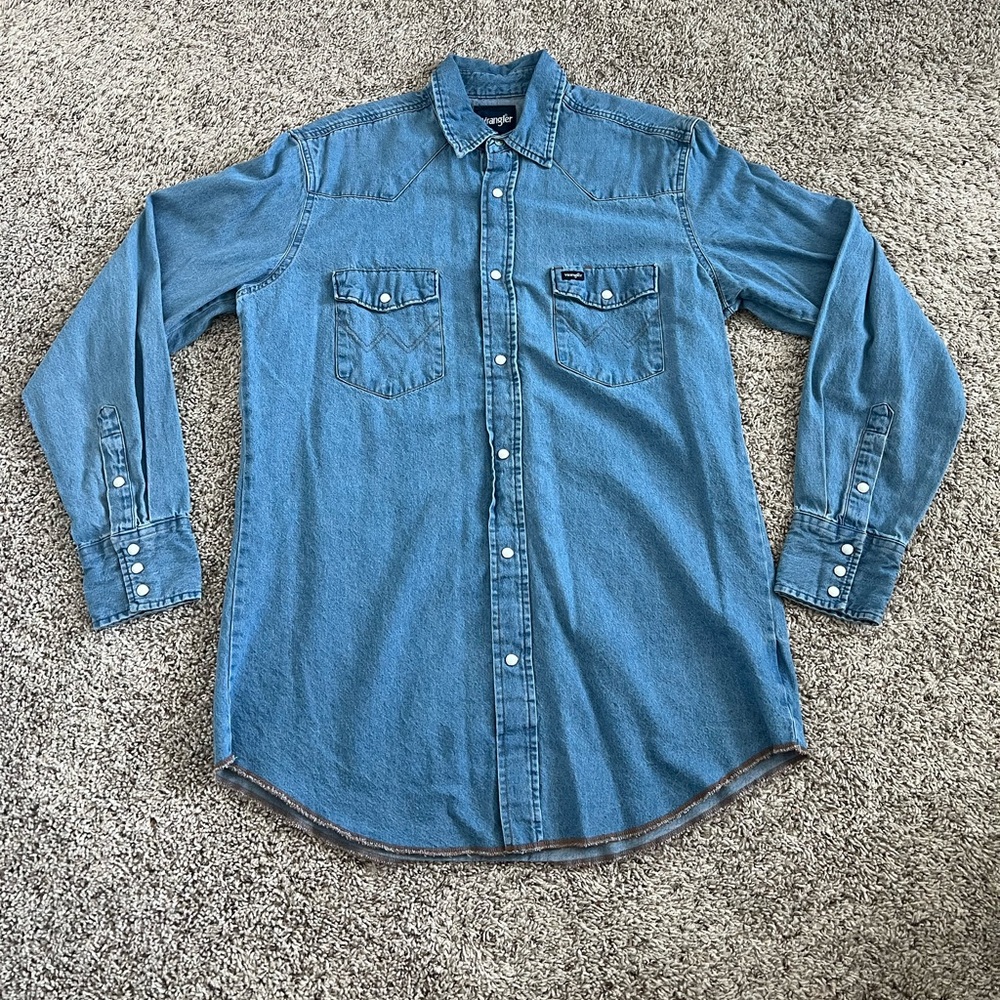 Men’s Wrangler Western Denim Pearl Snap Shirt